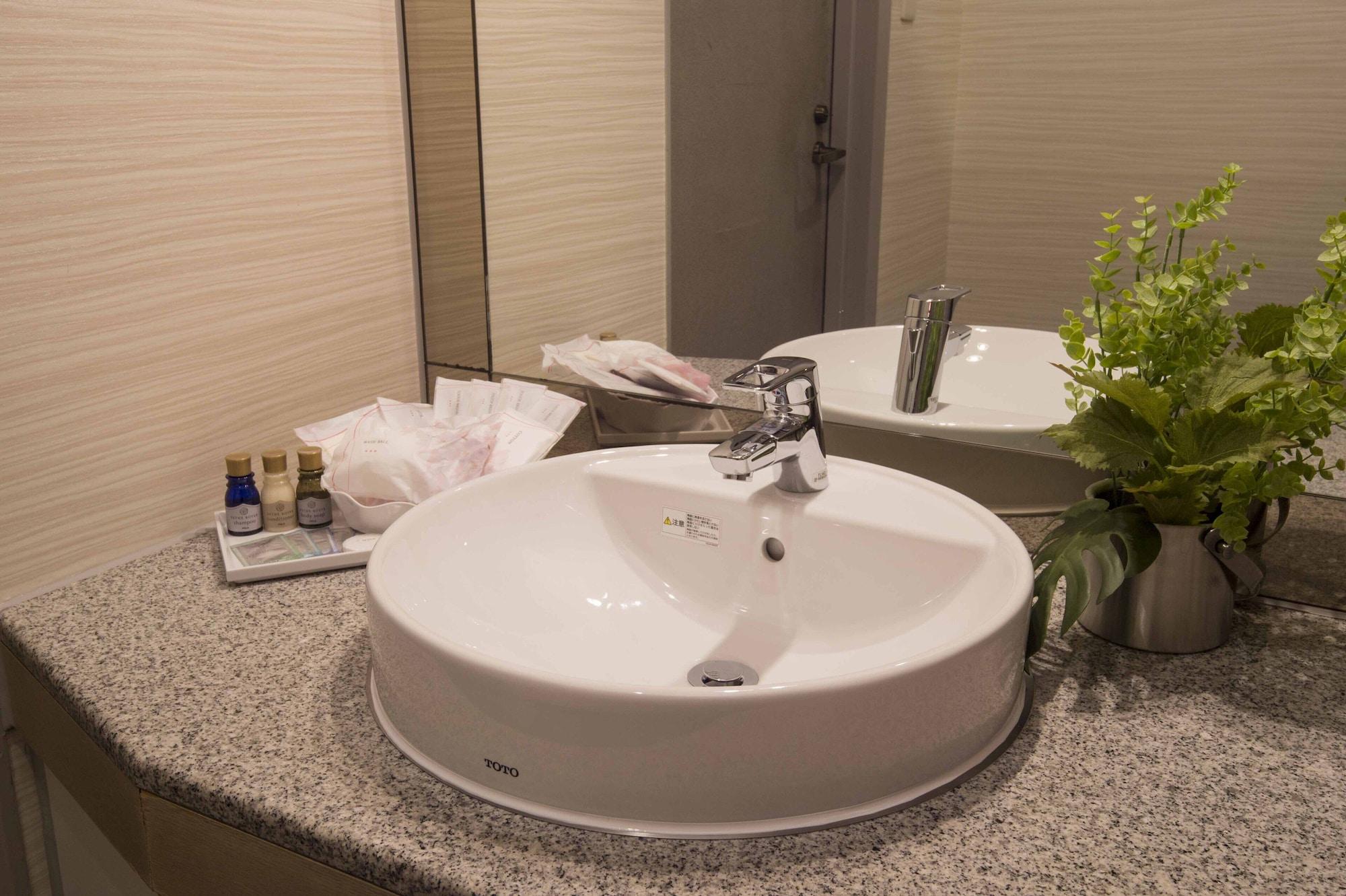 Ikeda  Reftel Osaka Itami Airport Hotel מראה חיצוני תמונה