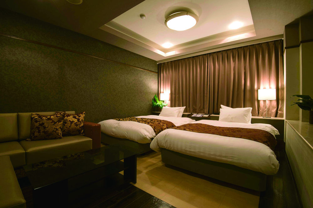 Ikeda  Reftel Osaka Itami Airport Hotel מראה חיצוני תמונה